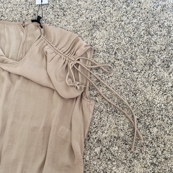 Dynamite top NWT - Picture 2 of 4